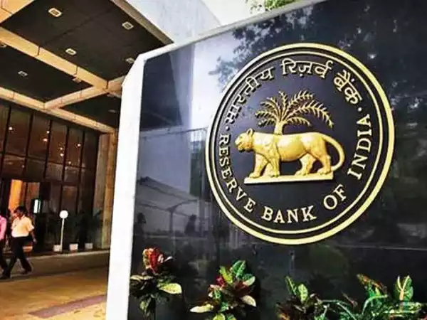 10% retail borrowers missing their monthly payments: RBI