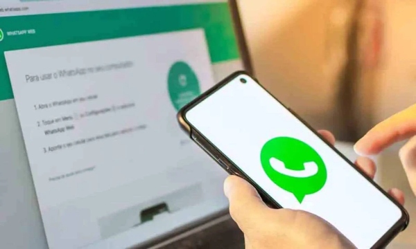 WhatsApp Working On User Interface Redesign, Plans To Shift Tabs To Bottom Bar