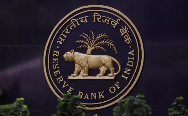 RBI Issues 3-month Ultimatum To Banks And NBFCs To Revamp Gold Loan Policies